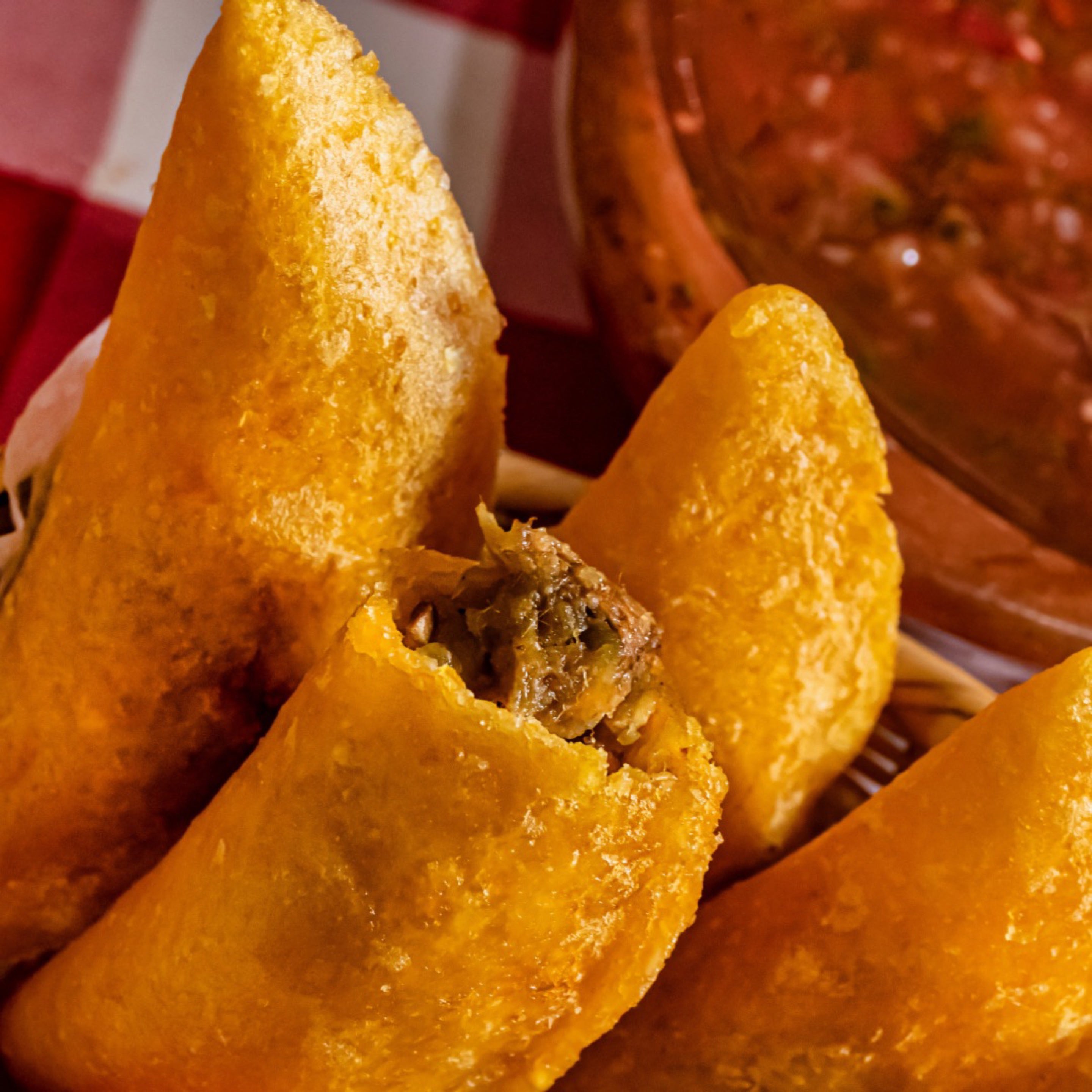 empanadas-colombianas-x1-colombino-coffee